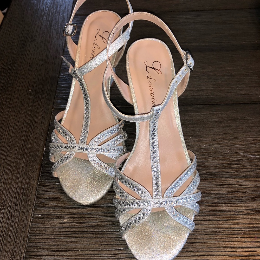 Sliver heels!